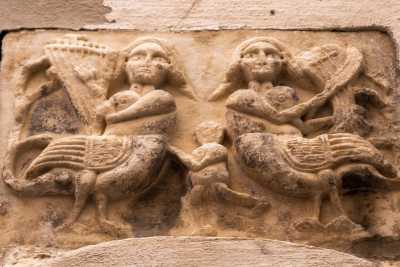 Arpie, leoni e leggende: un angolo nascosto di Bari racconta la citt� millenaria e "veneziana"